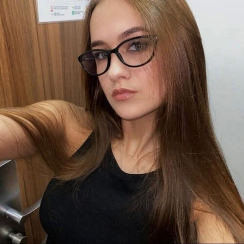 Аня