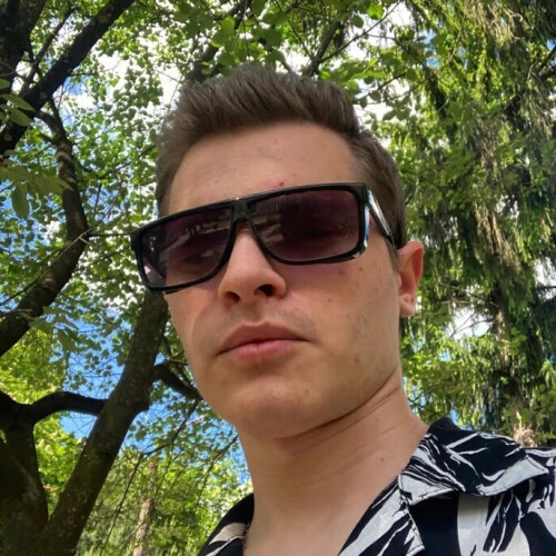 Назар