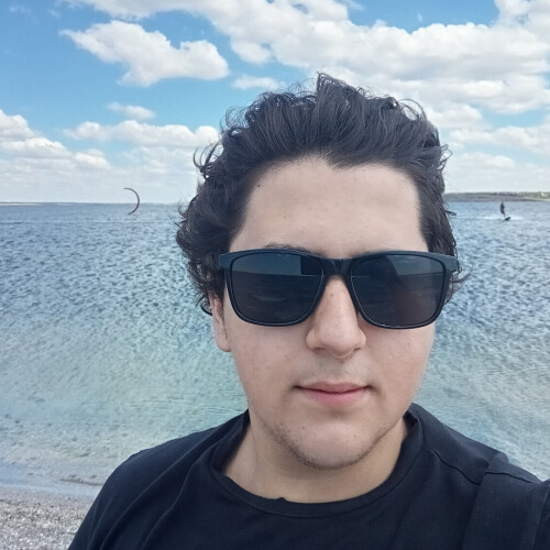 Артем