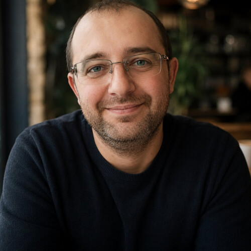 Nik